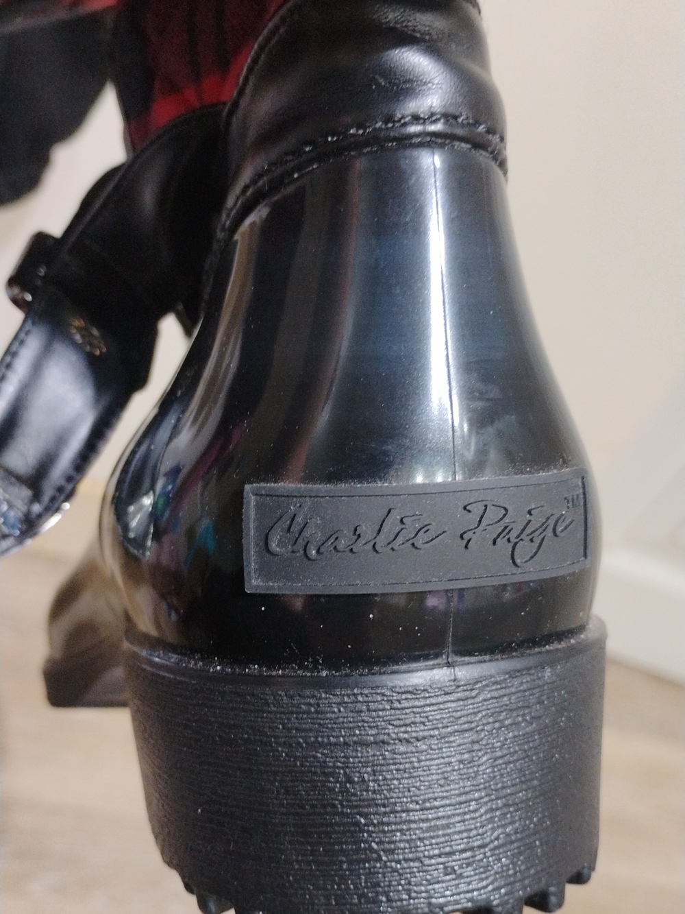 Charlie Paige Red Plaid Quilted Tall Rain Boots w Black Trim Size 10 - Picture 11 of 11